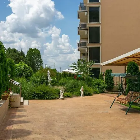 1bdr With Kitchen In Vip Zone Ls Апартамент Слънчев бряг