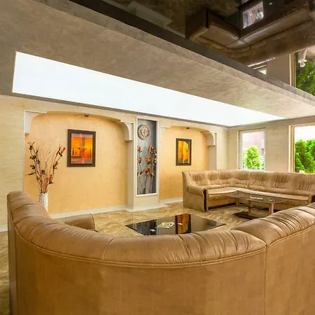 Apartment 1bdr With Kitchen In Vip Zone Ls